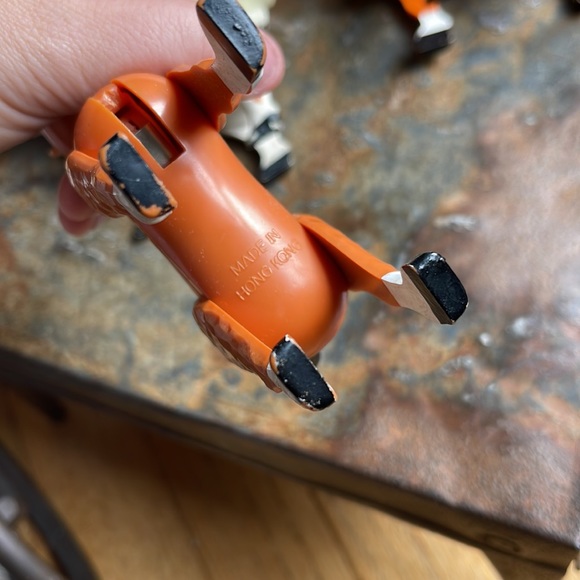 1970 Fisher Price Play Family Figures , Plastic , 2 Cows and 2 Horses - Picture 8 of 9